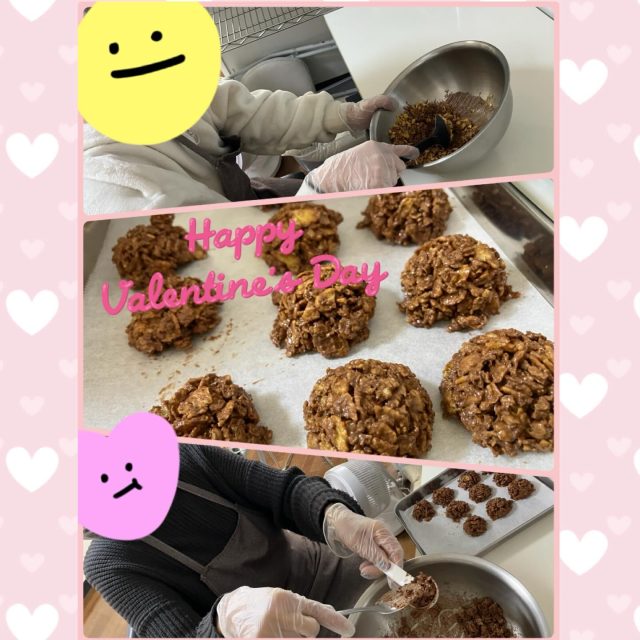 バレンタインレク2日目👀💝
2名の利用者の方と一緒にお菓子レクを行いました。
昔はよくお菓子を作っていたんだよ〜と話され、
丁寧に作ってくださいました☺️✨
手を動かしながら思い出話も聞ける
あたたかい時間となりました！

あおき

#札幌 #福祉 #バレンタイン #お菓子レク #就労継続支援